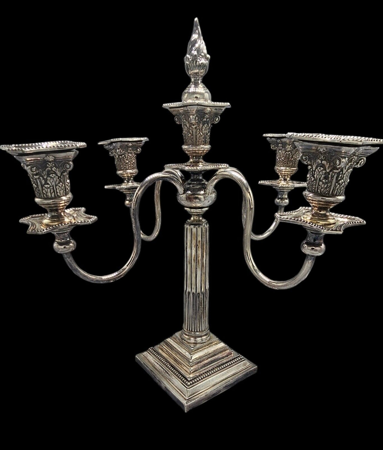 Meriden Britannia Corinthian Column Silverplate 4 Arm Candelabra And Snuffer