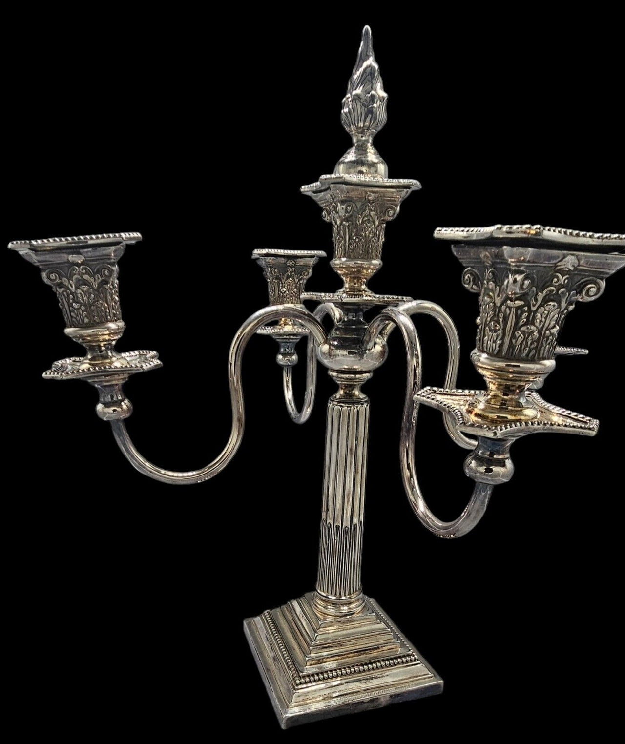 Meriden Britannia Corinthian Column Silverplate 4 Arm Candelabra And Snuffer